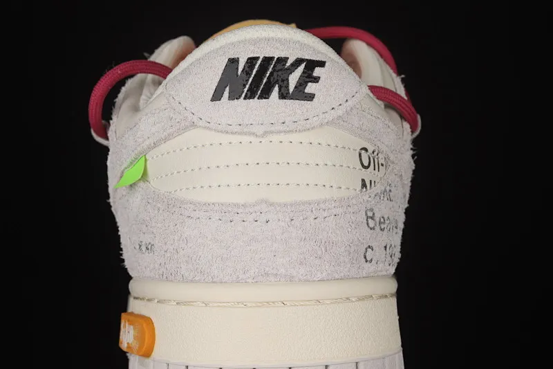 All Categories Nk SB Dunk Series Nk SB Dunk Low low-top sneakers OF x Nk Dunk Low "12 of 50" OW suede SB smashed backboard fashion casual sneakers DJ0950-114